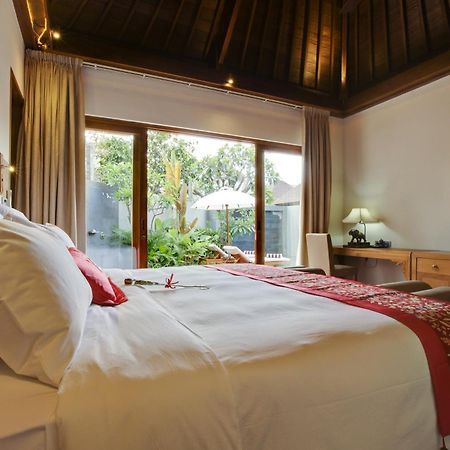 KoenoKoeni Villa Seminyak Rom bilde